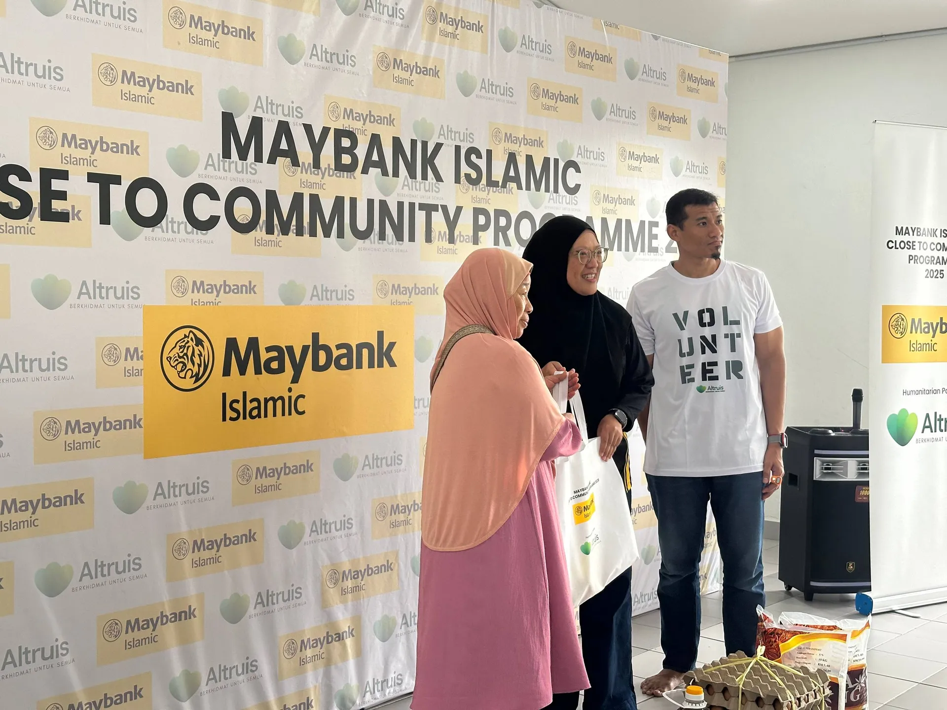 Program Maybank Islamic Close to Community